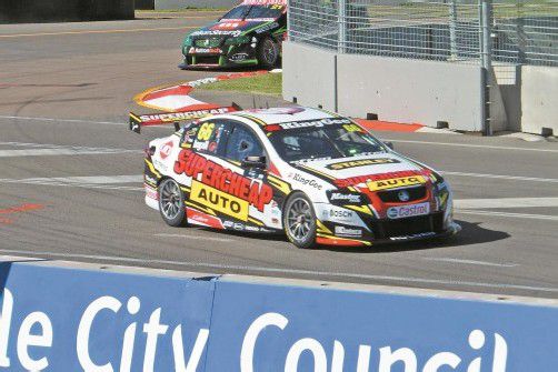 Christian Klien sammelte weitere 25 Runden Erfahrung mit dem 630 PS starken V8-Commodore-Holden in Townsville im Freien Training. Foto: WALKINSHAW RACING