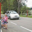 Ein Schutzweg bei der Haltestelle gefordert