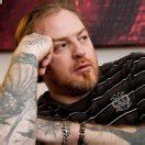 Festspiele entlassen Sänger mit Nazi-Tattoos