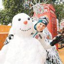 Schneefall im Londoner Regen