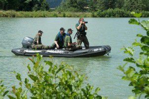 Polizei in Bayern sucht Krokodil in Badesee