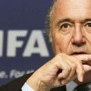 Blatter klebt am Sessel