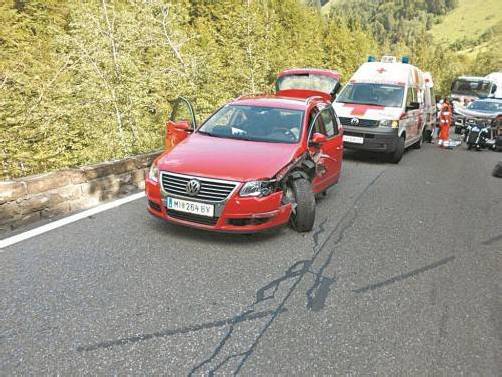 Auf der L 200 in Schoppernau ereignete sich gestern ein schwerer Motorradunfall. Foto: Polizei