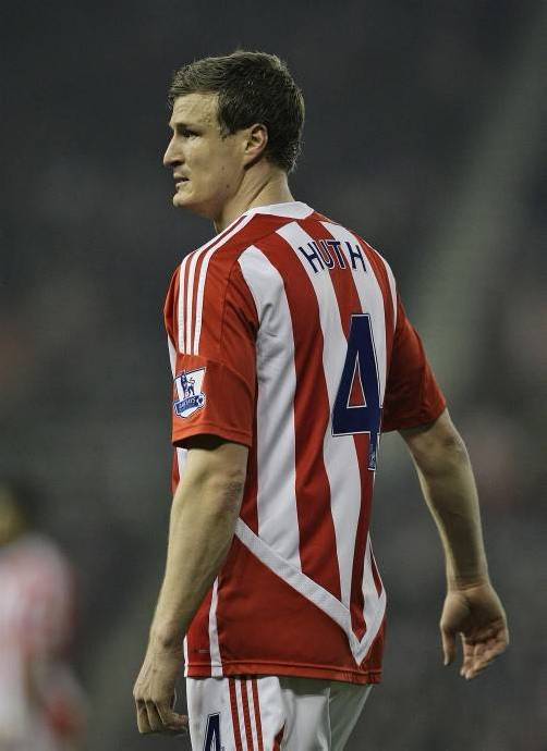 Bei Robert Huth wird eine Entzündung der Hirnhaut befürchtet. ap