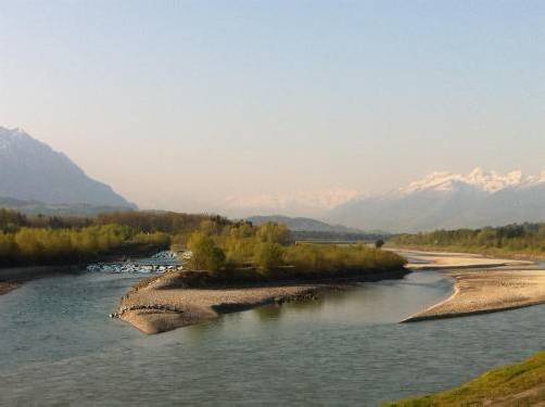 Der Illspitz bei Feldkirch: Stadtwerke erbauen dort ein Flusskraftwerk. Foto: VN