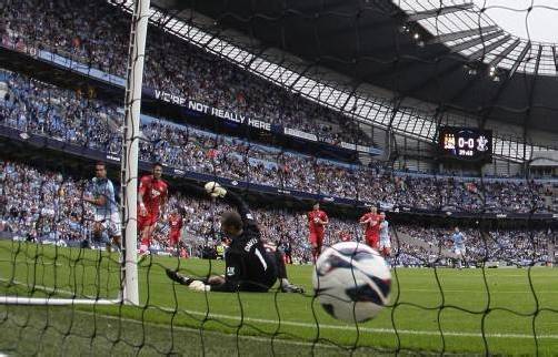 Meister Manchester City startete mit einem 3:2-Sieg in die neue Saison. Foto: ap