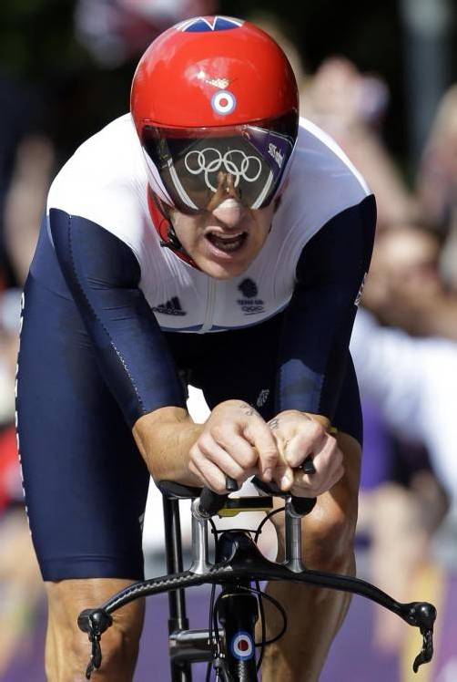 Olympiasieger Bradley Wiggins fährt in seiner Heimat. foto: DAPd