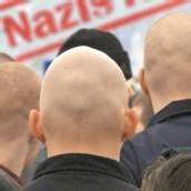 Justiz geht gegen Neonazis vor