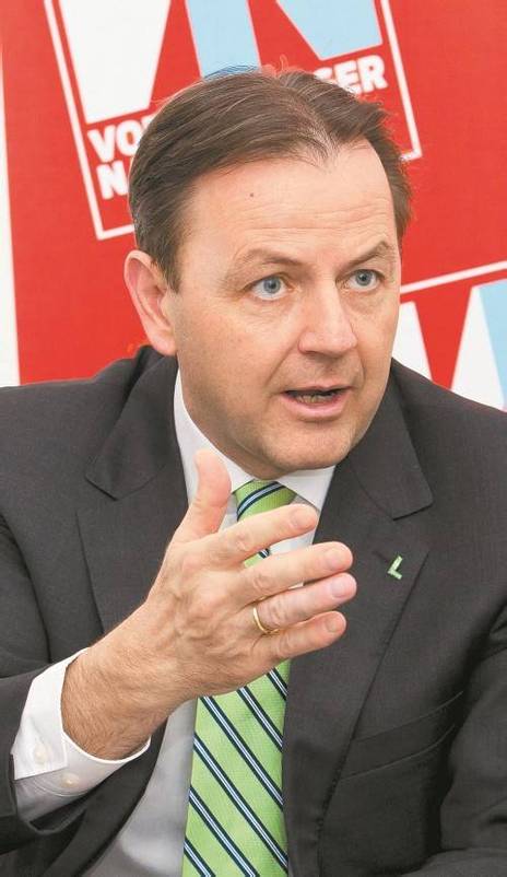 Verspricht Bergbauern mehr Geld: Berlakovich. Foto: VN/Steurer