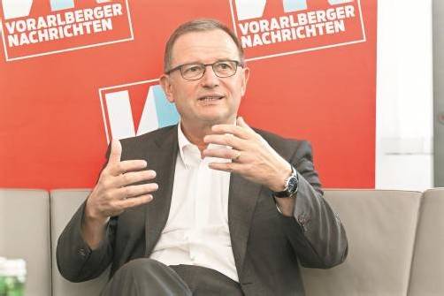Wirft Wiener Sozialdemokraten vor, „zig Millionen in die Parteikasse umzuleiten“: ÖVP-Klubobmann Kopf im Gespräch mit den VN. Foto: VN/Steurer