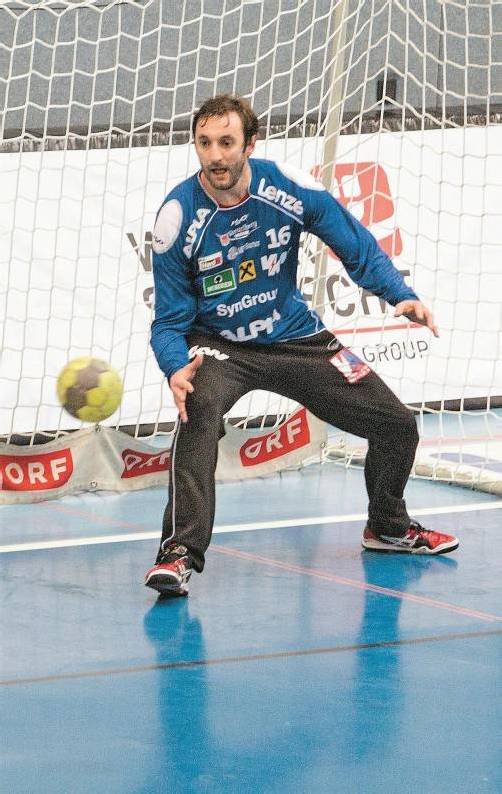„Hexer“ Golub Doknic wurde in Ferlach als bester Torhüter des Turniers ausgezeichnet. Foto: steurer