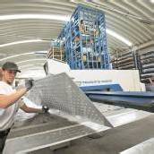 Metaller-Gewerkschaft will 5 Prozent mehr Lohn