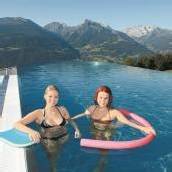 Neuer Sky-Pool bietet Ausblick auf die Bergwelt