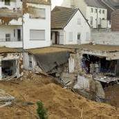 Trümmerfeld nach Sprengung
