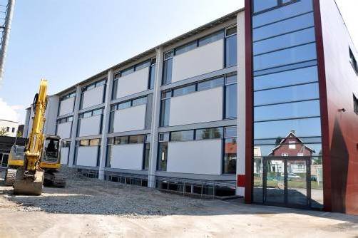 Pünktlich zum Schulstart erstrahlt die MS Dornbirn-Markt in neuem Glanz. Foto: lcf