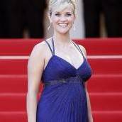 Witherspoon brachte ihr drittes Kind zur Welt
