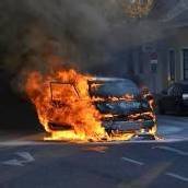 Auto fing Feuer: Vater rettete seine Familie