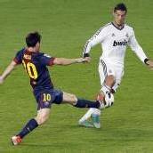Verneigung vor Messi und Ronaldo
