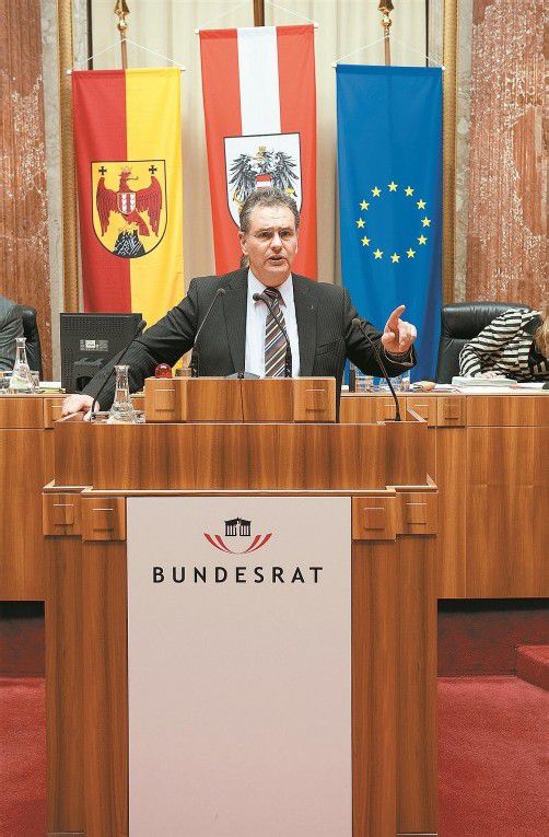 Ab 1. Jänner Bundesratspräsident: Edgar Mayer. Er will den Bund zum Machtverzicht bewegen. Foto: VN/Rhomberg