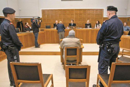 Die Geschworenen haben entschieden: Der 45-Jährige muss für unbestimmte Zeit in eine Anstalt für geistig abnorme Rechtsbrecher. foto: vn/steurer