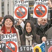 Protest gegen Fracking in Straßburg