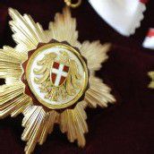 Goldenes ­Ehrenzeichen