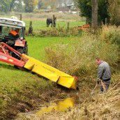 Riedgräben in Hard werden ausgemäht