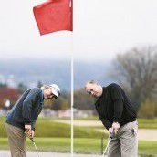 Der Golfball faszinierte mehr als die Gummischeibe