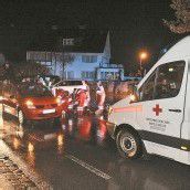 Götzis: Zwei Fußgänger von Auto erfasst
