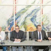Hitzige Kontrollausschuss-Sitzung über Sportservice Martin Keßler, Günter Kraft, Karl Fenkart und Martin Schäffl (v. l.) stellten sich kritischen Fragen /A7