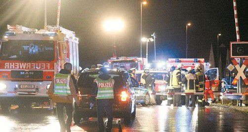 An einem Bahnübergang im bayerischen Günzburg starben zwei junge Mädchen. Foto: Dpa
