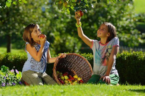 Bei Kindern ist es besonders wichtig, von Anfang an auf eine gesunde Ernährung zu achten. Foto: l. berchtold