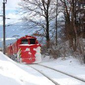 Zug und Bus als Alternative