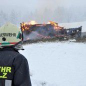Hüttenbrand: Zweijährige als Lebensretterin in Tirol