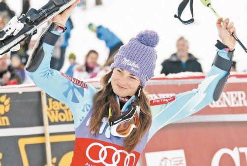 Die Nummer-eins-Strahlefrau im Skizirkus: Tina Maze gewann in Courchevel ihren zwölften Weltcup-Riesentorlauf. Foto: reuters