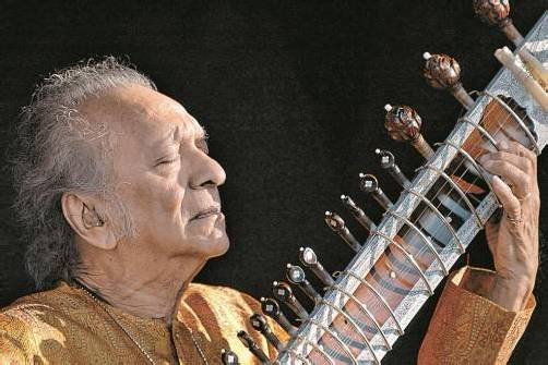 Die Weltmusik hat ihren Vater verloren: Ravi Shankar ist im Alter von 92 Jahren in den USA gestorben.