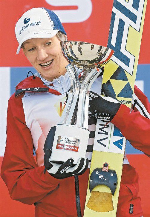 Gelungener Olympia-Test in Sotschi: Daniela Iraschko gewann ihr drittes Weltcupspringen. Foto: ap