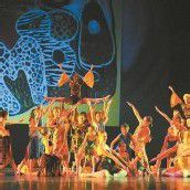 Rund 200 junge Tänzerinnen und Tänzer zauberten afrikanisches Flair ins Bregenzer Festspielhaus
