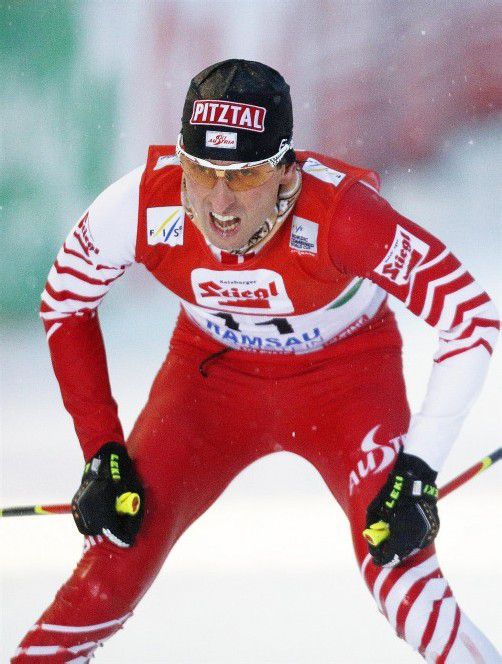 Müde, aber glücklich im Ziel: Mario Stecher zeigte in der Ramsau, dass mit ihm in dieser Saison wieder zu rechnen ist. Foto: apa
