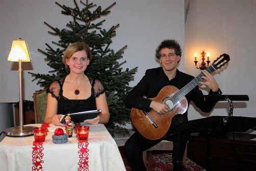 Renate Bauer und Alexander Swete gestalten auch in diesem Jahr den traditionellen „Schloss Hofener Advent“.
foto: bms