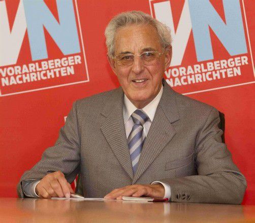 VN-Ombudsmann Gottfried Feurstein berät gratis die Leserinnen und Leser. Foto: VN/Paulitsch