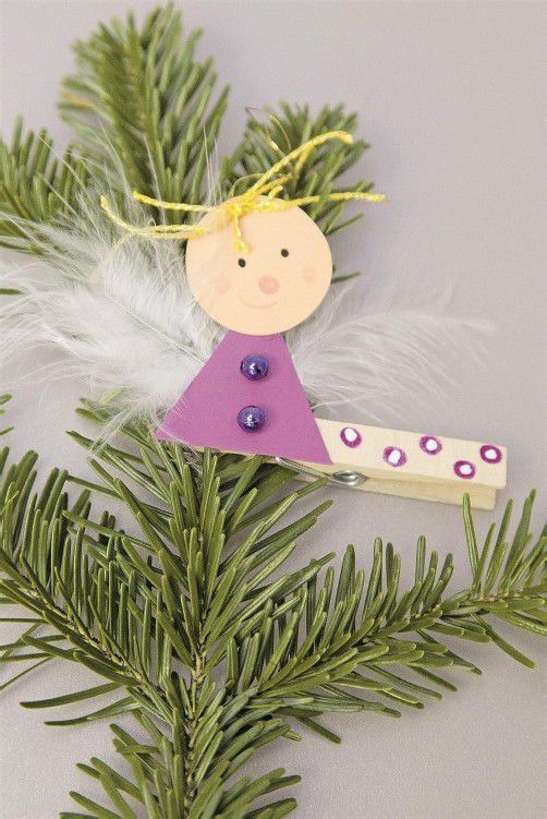 . . . fertig ist der Engel für den Christbaum.