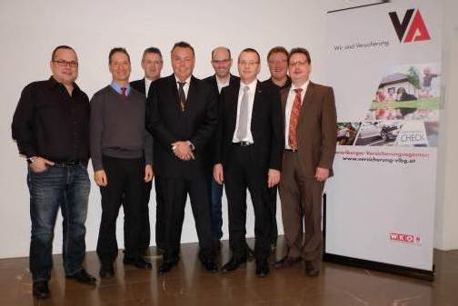 Die Versicherungsagenten mit Obmann Oskar Gütl. Foto: WKV