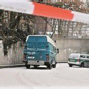 Räuber gruben Tunnel zu Bank