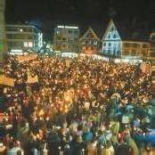Hunderttausende waren bei Lichterkette dabei