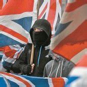 Flaggenstreit in Nordirland