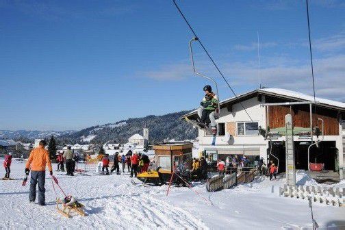 So schön hat der Winter im Dezember in Alberschwende begonnen. Genug Schnee für den Wintersport. Foto: tourismus alberschwende