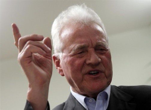 Stronach: Sein Team wird auch bei der Kärntner Wahl antreten.