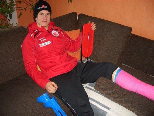 Wurde in Bludenz erfolgreich am Knöchel operiert: Rodel-Ass Thomas Steu. Foto: kohler
