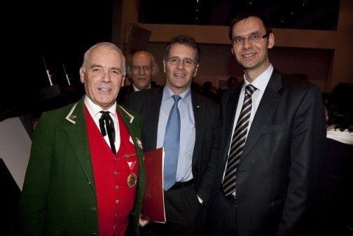 „Ton angebend“ bei Landeshauptleutekonferenz und Bundesrat: Mayer (M.) und Wallner, hier im Bild als Gäste des Blasmusikverbands. foto:vN